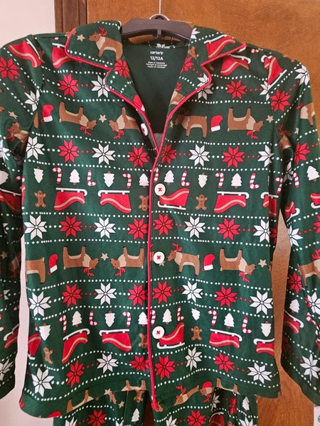 Carters pj set long sleeve size 12 /12A Christmas themed new