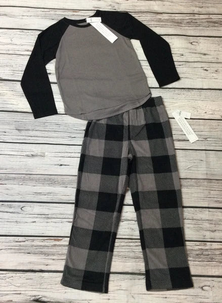Gap Kids Boys Size 10 Gray & Black Pajama Set. Microfleece Pants with Shirt. NWT