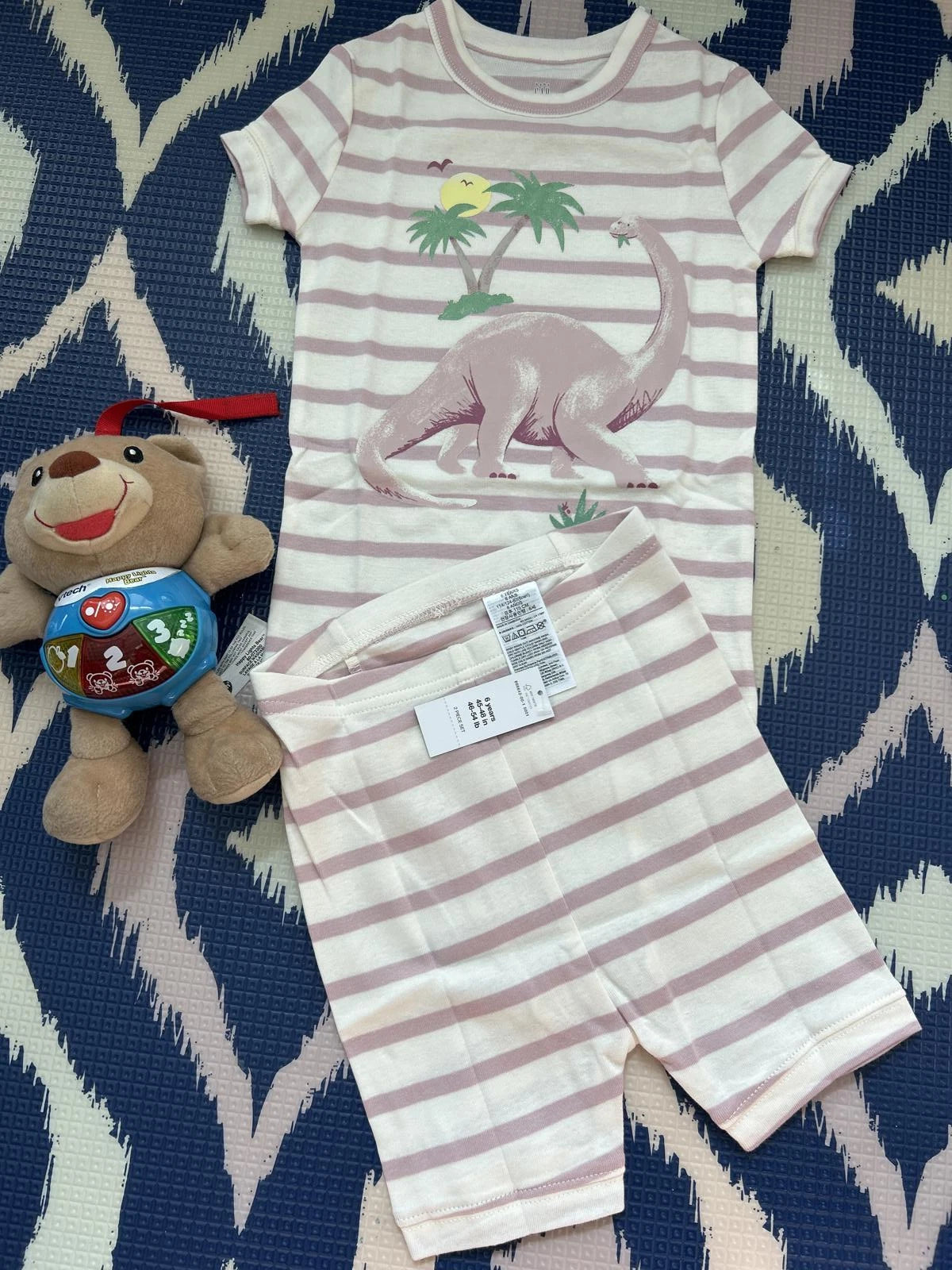 🌱ORGANIC🌱 Baby Gap  |  Pink Dino PJ Set  Sz 6 yrs - +Loving Kindness Everyday