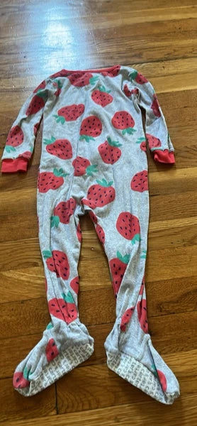 4 Girls Carter’s Zip Footed 1 Piece Pajamas.
