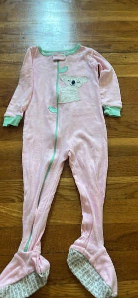 4 Girls Carter’s Zip Footed 1 Piece Pajamas.