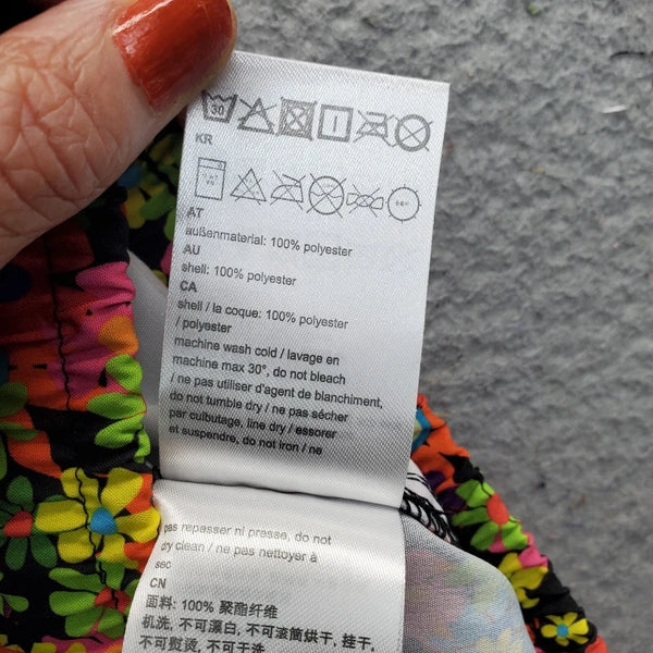 WeSC 2 Piece Pajama Set Unisex Large Multi Oden Flower Child AOP Short Sleeve